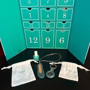 Tieks Advent Calendar Bundle - Bag Charm, AirTag holder, Nail Polish